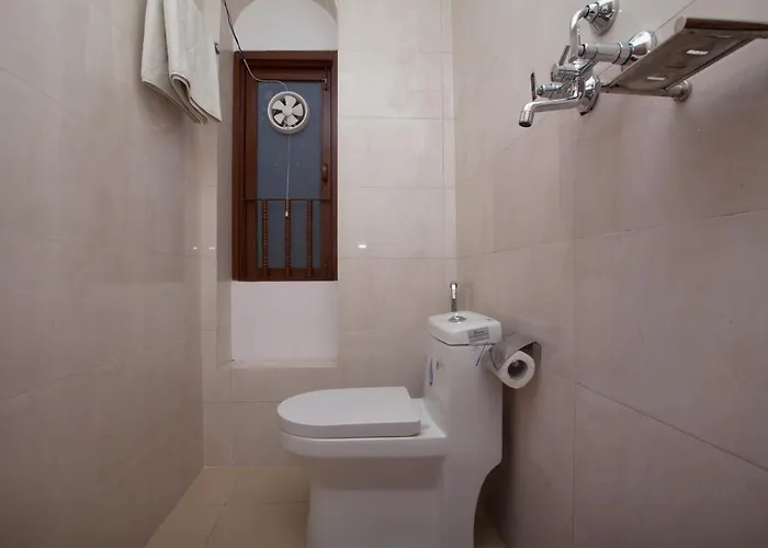 Hotel Rosemary Homes 3*
